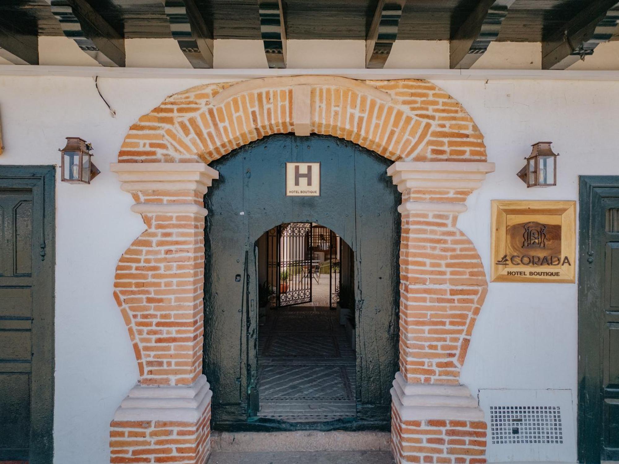 Hotel La Corada Вилья-де-Лейва Экстерьер фото